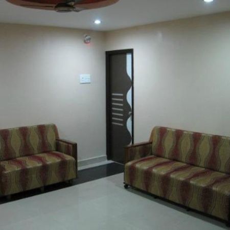 Dwaraka Inn Hyderabad Eksteriør billede